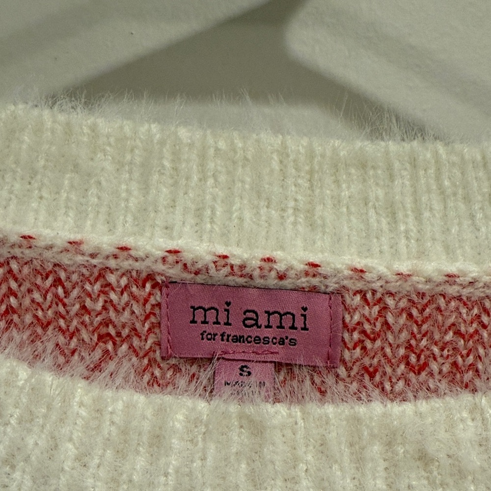 Francesca's Collections White Sweater with Red Lip Pattern - Picture 4 of 4